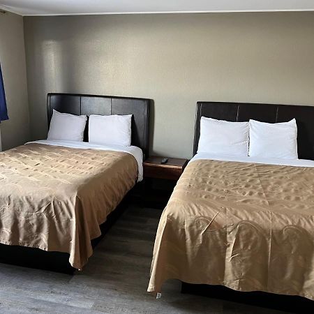 Timberly Motel Gaylord Buitenkant foto