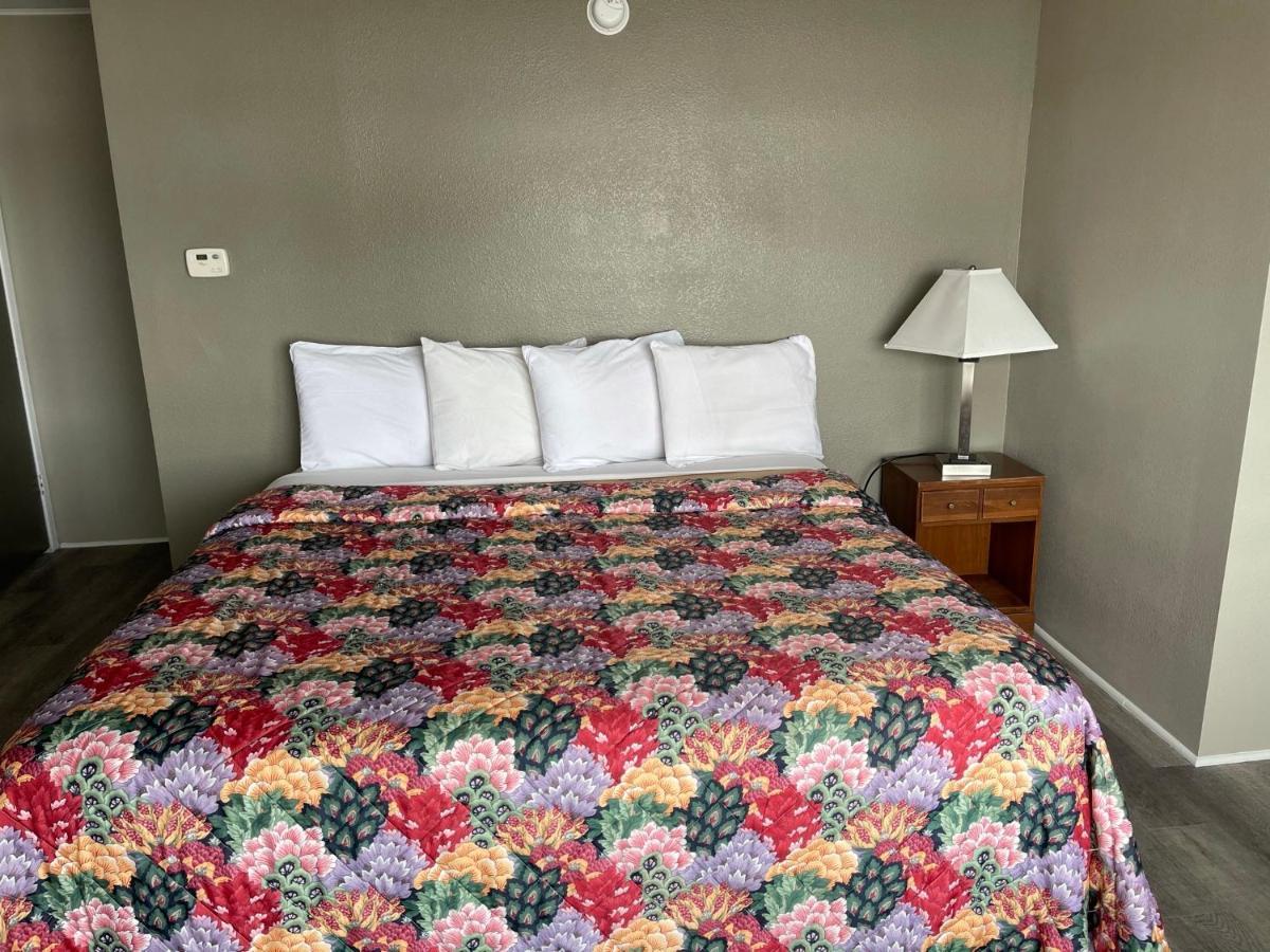 Timberly Motel Gaylord Buitenkant foto