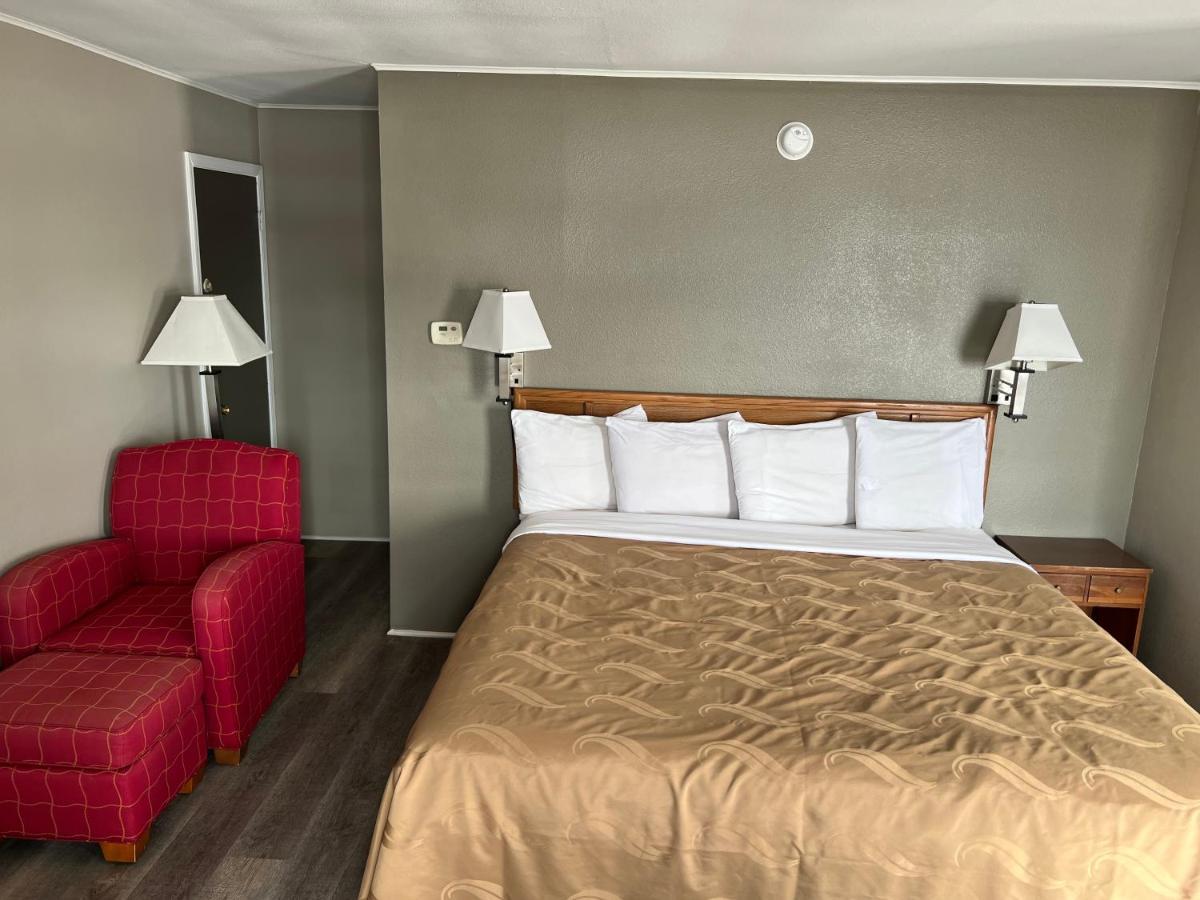 Timberly Motel Gaylord Buitenkant foto