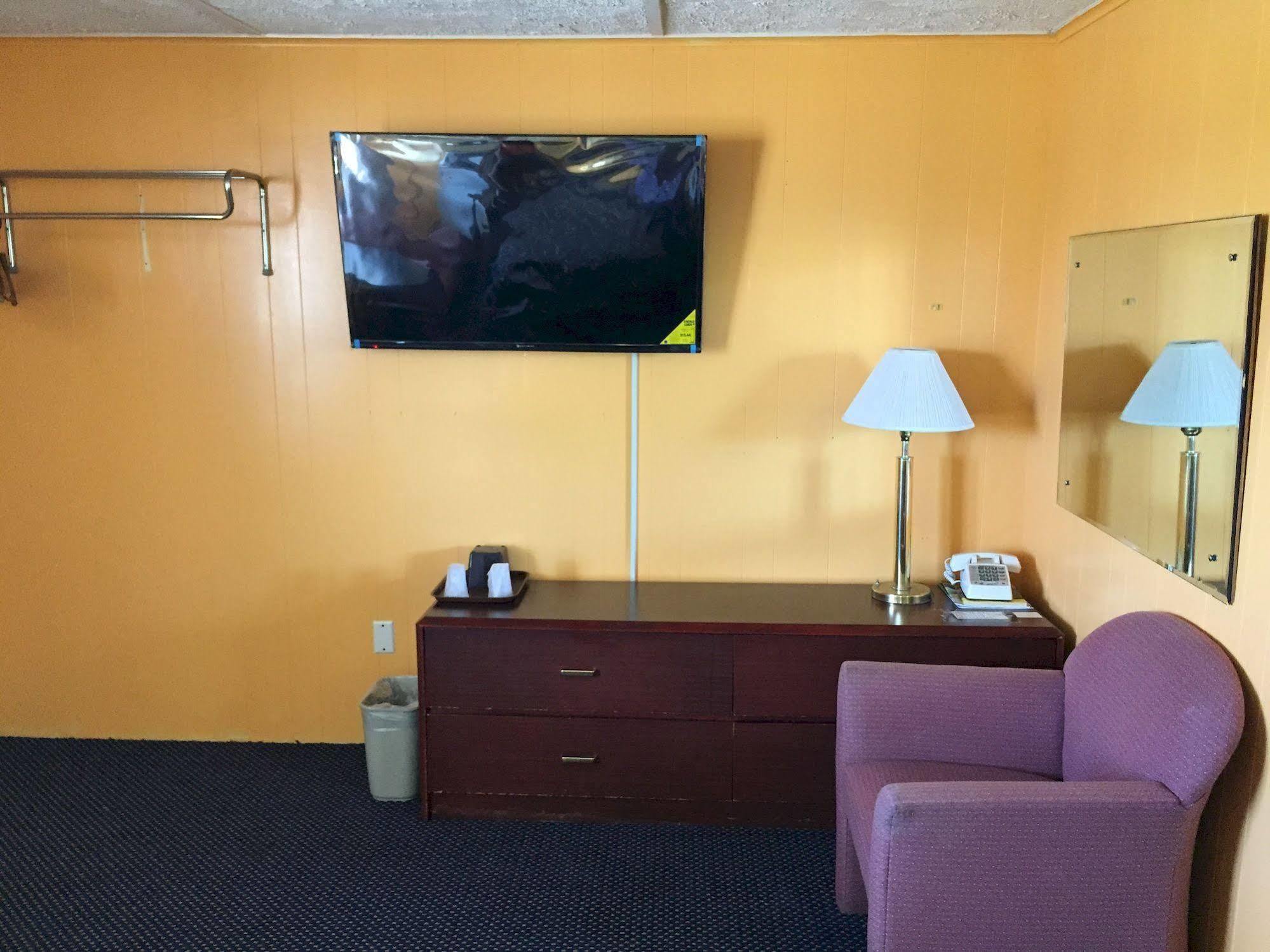 Timberly Motel Gaylord Buitenkant foto